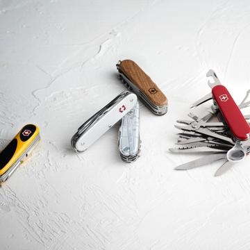 Medium pocket knives